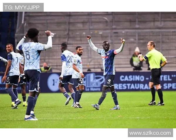 巴黎与里尔的精彩对决回顾与分析全景展现两队的战术与球员表现